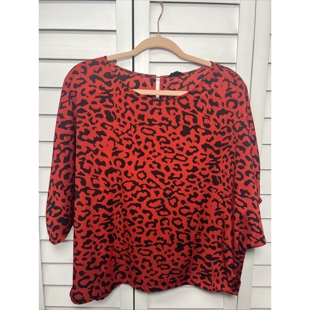 Lucca Leopard Print Oversized Batwing Sleeve Top Size Small Red & Black